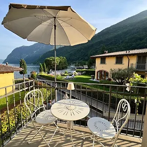 Appartamento Alex's House, Riva di Solto